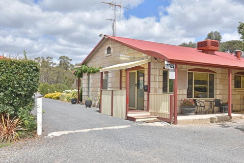 Inglewood Motel And Caravan Park Victoria - Accommodation Gold Coast 1
