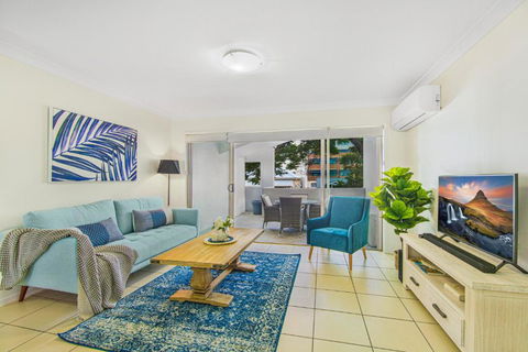 Inner-City 2-Bed With Balcony & Undercover Parking - Gold Coast 4U 0