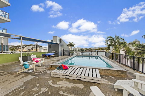 Adventurers Backpackers - Accommodation Gold Coast 0