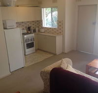 Affordable comfortable Inglewood apartmentPool - Gold Coast 4U