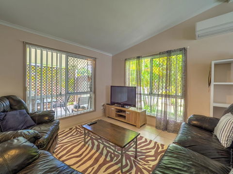 Affordable Holiday Home - 1 Gold Coast 0