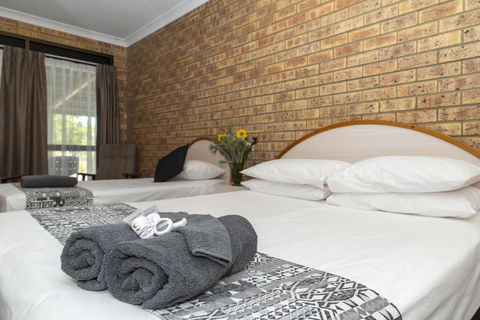 Albert Park Motor Inn - Gold Coast 4U 2