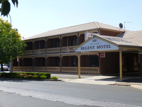 Albury Regent Motel - 1 Gold Coast 0