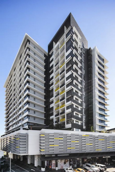 Alcyone Hotel Residences - Accommodation Gold Coast 3