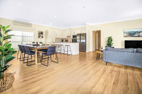 Aldinga Beach Experience - Gold Coast 4U 0