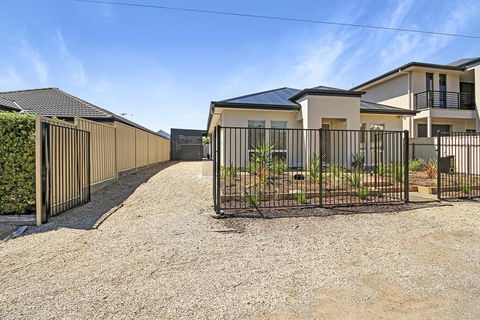 Aldinga Beach Experience - Gold Coast 4U 1