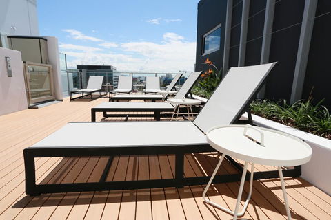 Alex Perry Hotel & Apartments - Accommodation Gold Coast 1