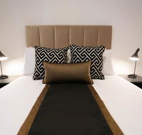 Alex Perry Hotel  Apartments - Gold Coast 4U