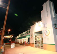 Alice Springs YHA - Gold Coast 4U