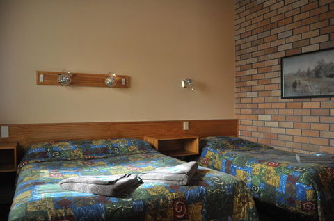 All Travellers Motor Inn - Accommodation Gold Coast 2