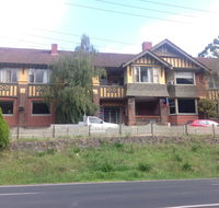 Alpine Retreat Hotel - Gold Coast 4U