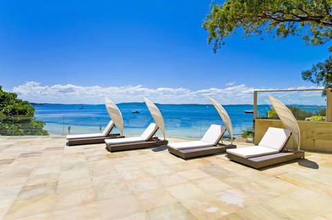 Amarna Luxury Beach Resort - 1 Gold Coast 0