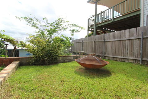 Amzaz, 15 Korogora Street - Accommodation Gold Coast 3
