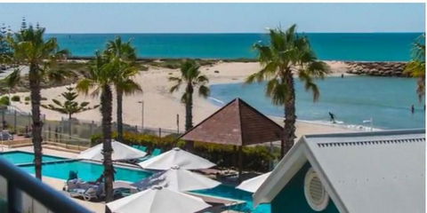 AN OCEAN,BEACH And POOL VIEW APARTMENT - Apt 210 SEASHELLS RESORT - Accommodation Gold Coast 0
