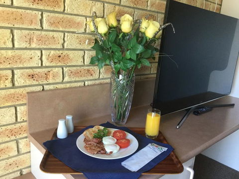 Anchor Belle Motel - Accommodation Gold Coast 2