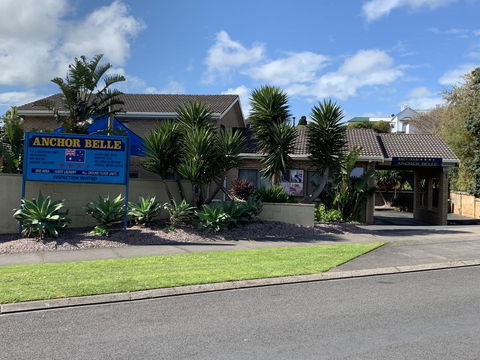 Anchor Belle Motel - Accommodation Gold Coast 0