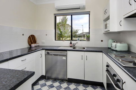 Anchored At South West Rocks - Accommodation Gold Coast 2