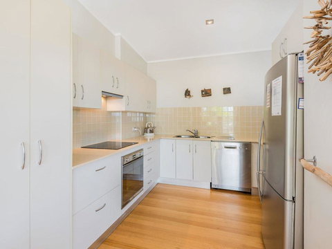 Angourie Blue 7- Stroll To Surfing Beaches. - Accommodation Gold Coast 3