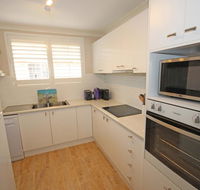 Annie's Apartment - Gold Coast 4U