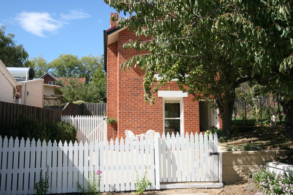 Hobart ACT Accommodation Gold Coast