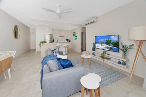 Apartment Close To The City Life On Lake 3 - Accommodation Gold Coast 0