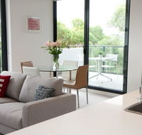 Apartment Saunders Close MP001 - Gold Coast 4U