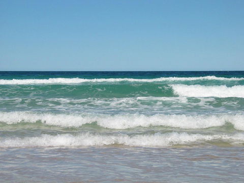 Apartment With Inground Pool - Gold Coast 4U 2