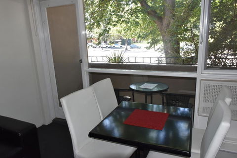 Apartments On Flemington - 1 Gold Coast 3