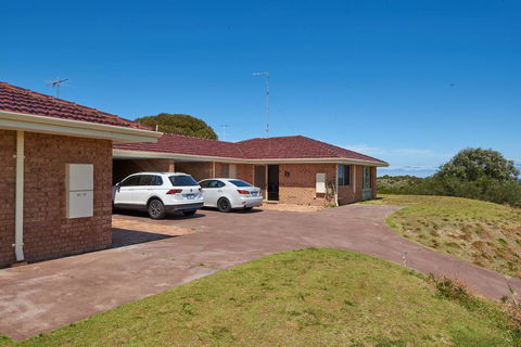 API Preston Beach Front Apartments - Accommodation Gold Coast 0