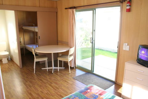 Apollo Bay Holiday Park - Gold Coast 4U 1