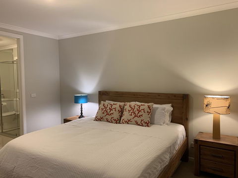 Apple House Truganina - Accommodation Gold Coast 3