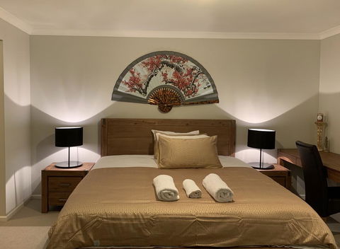 Apple House Truganina - Accommodation Gold Coast 0