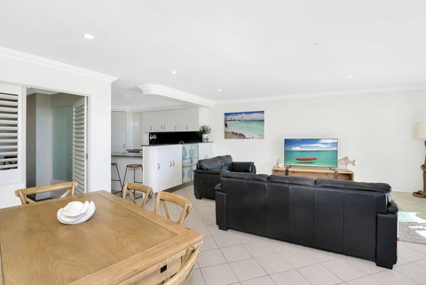 Aqua Solai Unit 1 - 1 Gold Coast 3