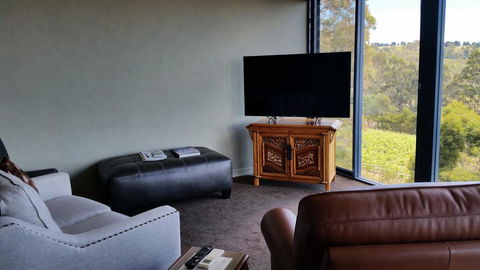 Armalong Winery Chalets - Accommodation Gold Coast 3
