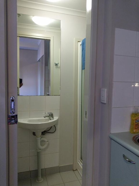 Arrow On Swanston Studio Apartment - Accommodation Gold Coast 3