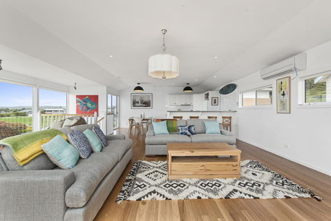 Art House - Accommodation Gold Coast 1