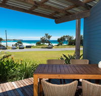 ArtHOUSE Beachfront Accommodation - Gold Coast 4U