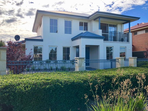 Ashington Gardens - Accommodation Gold Coast 0