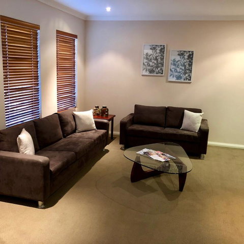 Ashington Gardens - Accommodation Gold Coast 3