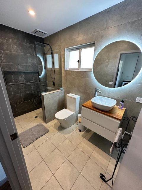 Luxury Holiday Unit 8min Walk To Town Center With Boat Parking - 1 Gold Coast 1