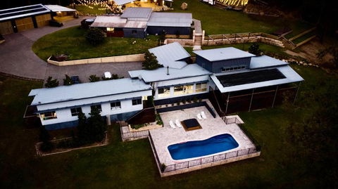 Luxury Mandalong Mansion With Pool & Spa - 1 Gold Coast 0