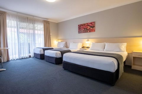 Maclin Lodge Motel - Accommodation Gold Coast 3