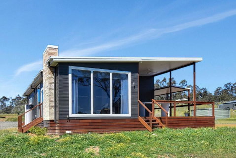 Magpie Two - Two For Joy Estate - Accommodation Gold Coast 0