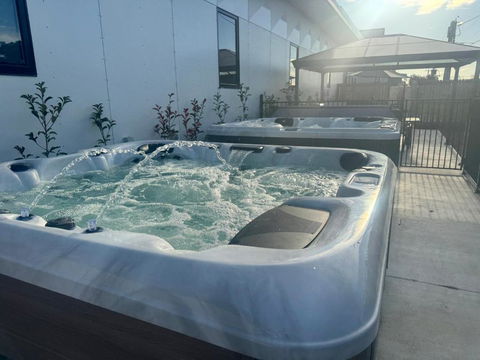 Main Residences - Accommodation Gold Coast 0