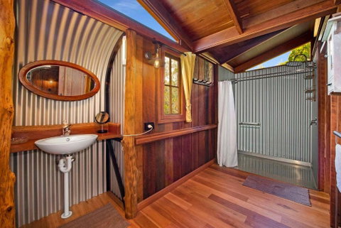 MANGO LODGE River Heads - Accommodation Gold Coast 3