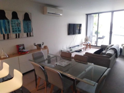 Marina View Apartment On The Maribyrnong River, Melbourne - Accommodation Gold Coast 2