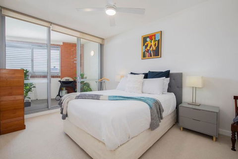 Marketown Maiden - Inner-city Meets Beachside Vibes - Gold Coast 4U 0