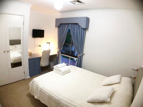 Melbourne Garden Bed And Breakfast - Accommodation Gold Coast 3