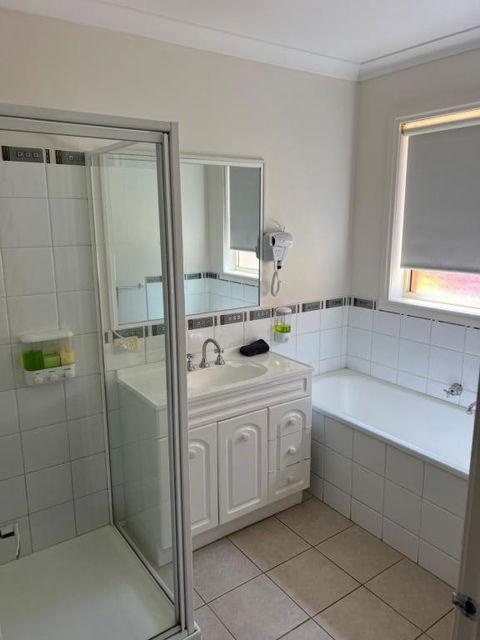 Melton Motor Inn And Apartments - Accommodation Gold Coast 1