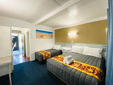 Mid Valley Motel - Accommodation Gold Coast 3
